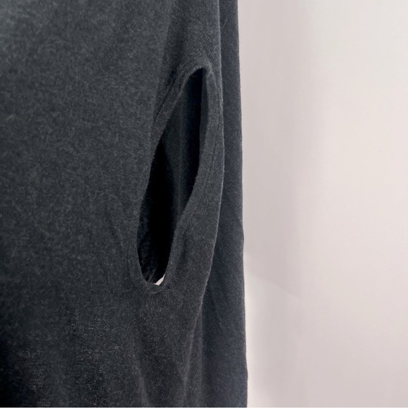 2/$30 Nordstrom One Size Grey Sweater Wrap Shawl Kimono - Picture 5 of 8